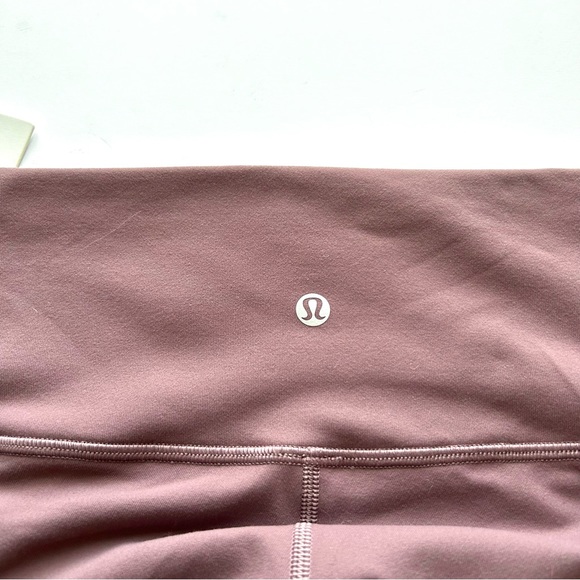 ❣️ LULULEMON Women’s Wunder Under Crop HR Leggings. Mauve/Dark Rose. Size: 4 - Picture 9 of 15